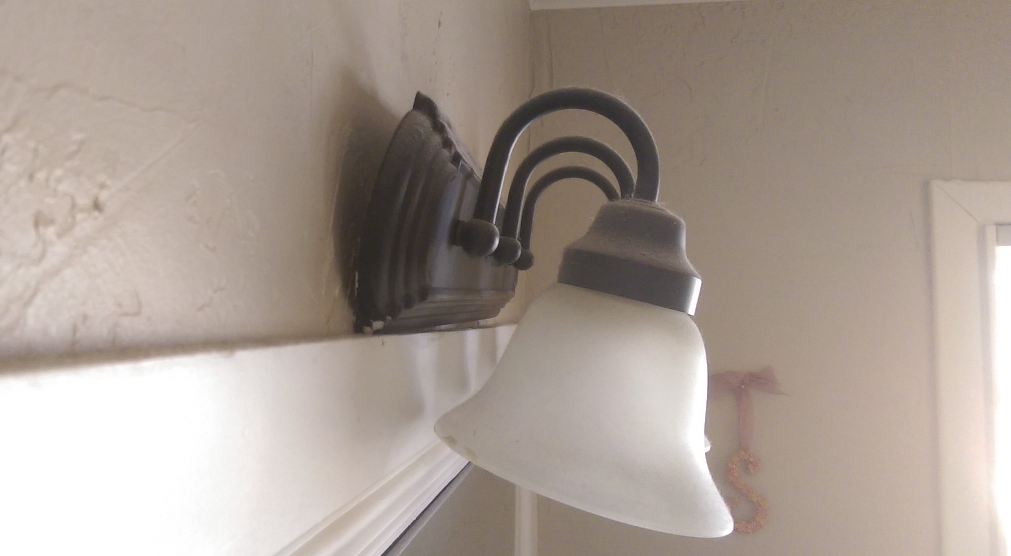 Replacing Bathroom Light Fixtures Everything Bathroom