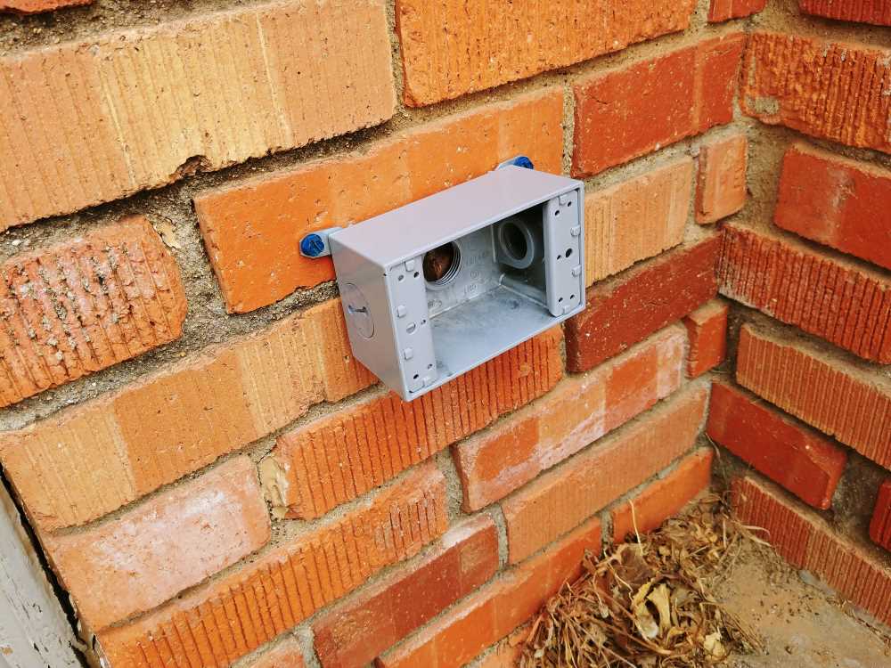 Add an Exterior Outlet on A Brick House HomeDIYGeek